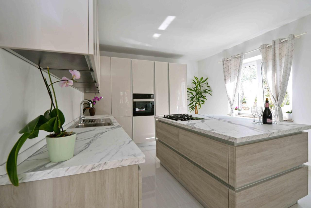Vila Ena Murter Ngoại thất bức ảnh
